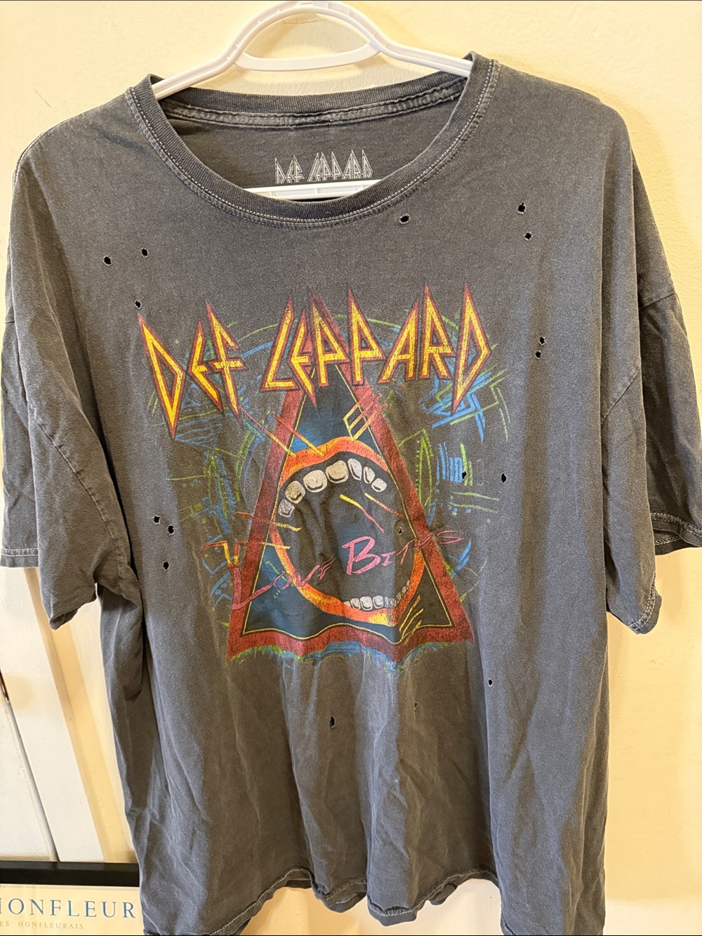 Def Leppard Black Graphic Short-Sleeve Band Tee